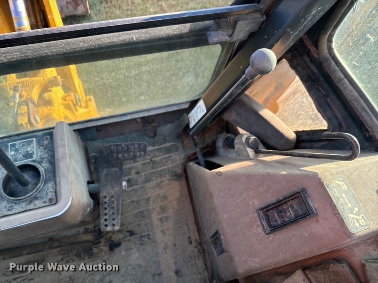 image for item DQ6836 John Deere 310D backhoe