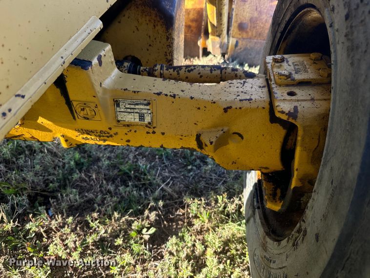 image for item DQ6836 John Deere 310D backhoe