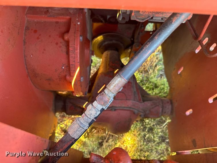 image for item DQ6838 1985 Ditch Witch 4010 trencher