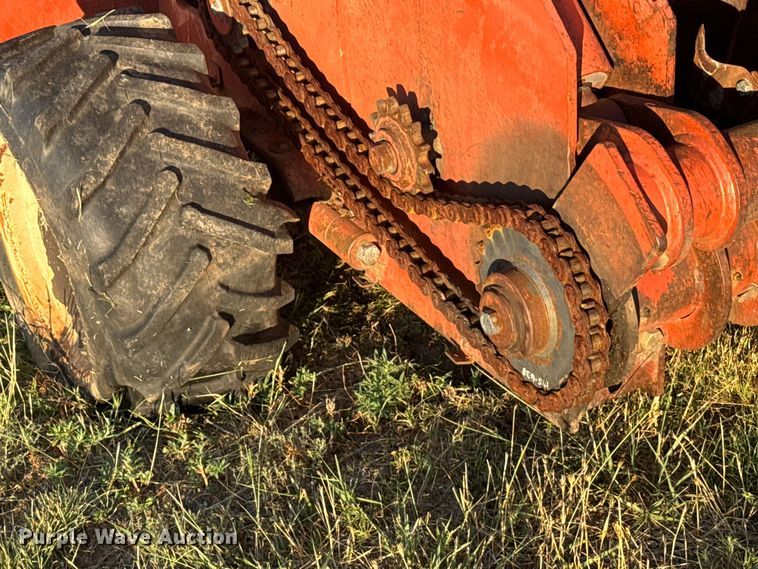 image for item DQ6838 1985 Ditch Witch 4010 trencher