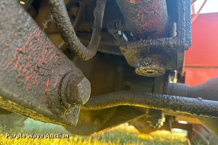 image for item DQ6838 1985 Ditch Witch 4010 trencher