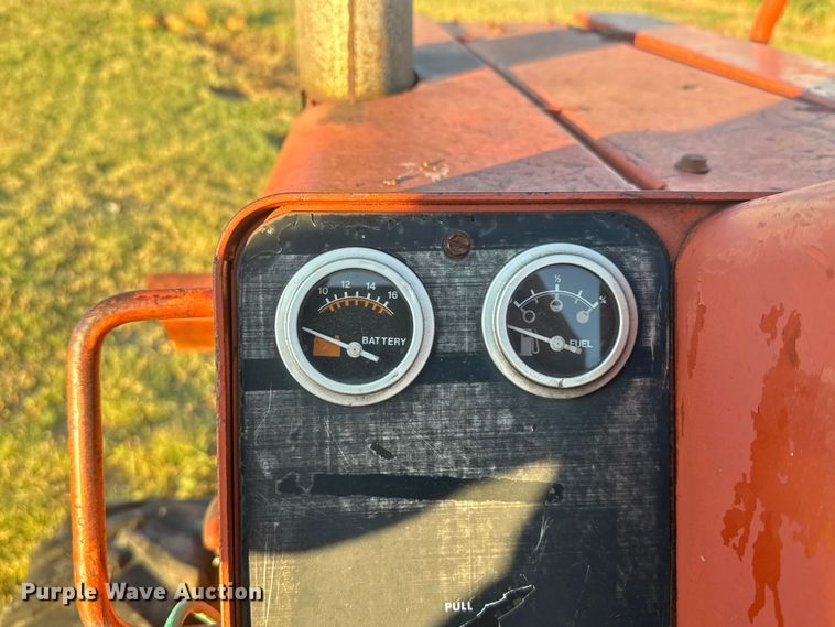image for item DQ6838 1985 Ditch Witch 4010 trencher