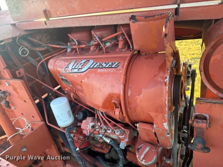 image for item DQ6838 1985 Ditch Witch 4010 trencher