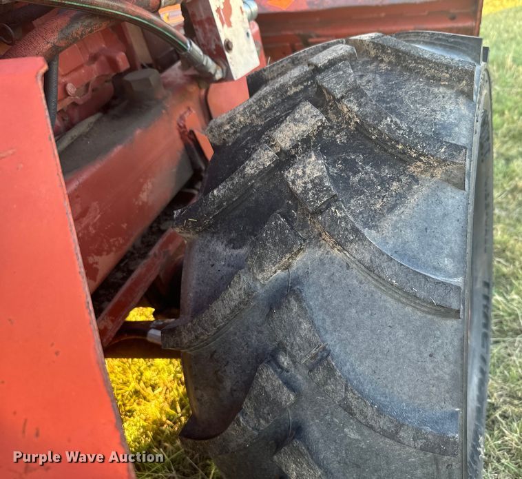 image for item DQ6838 1985 Ditch Witch 4010 trencher