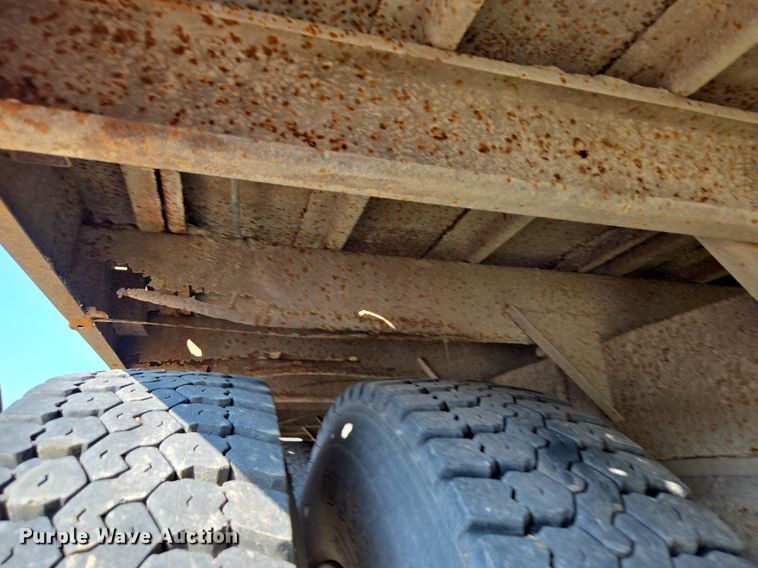 image for item DQ6847 1989 Kenworth T660 flatbed truck