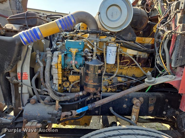 image for item DQ6847 1989 Kenworth T660 flatbed truck