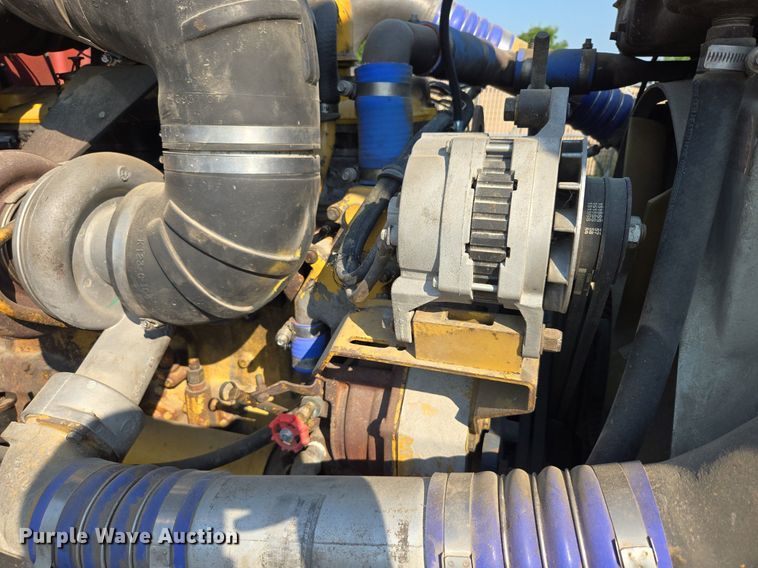 image for item DQ6847 1989 Kenworth T660 flatbed truck