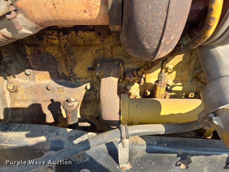 image for item DQ6847 1989 Kenworth T660 flatbed truck