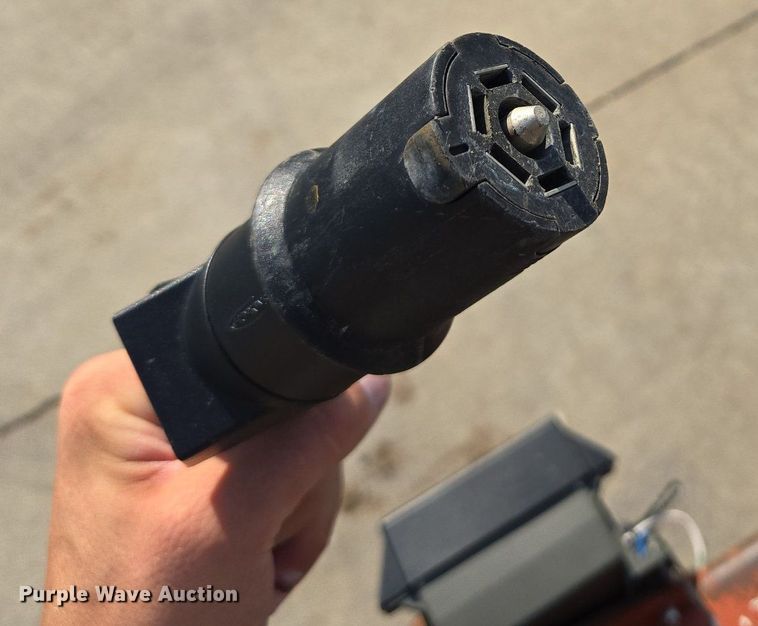 image for item DQ6848 1995 Charles Machine Works TP18-1 equipment trailer