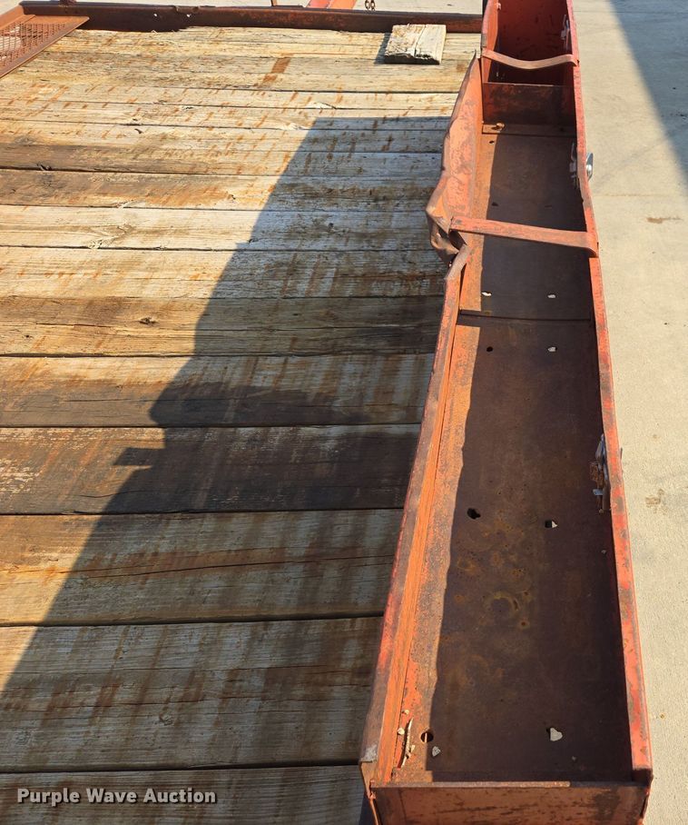 image for item DQ6848 1995 Charles Machine Works TP18-1 equipment trailer