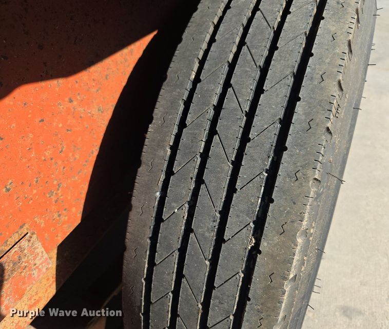 image for item DQ6848 1995 Charles Machine Works TP18-1 equipment trailer