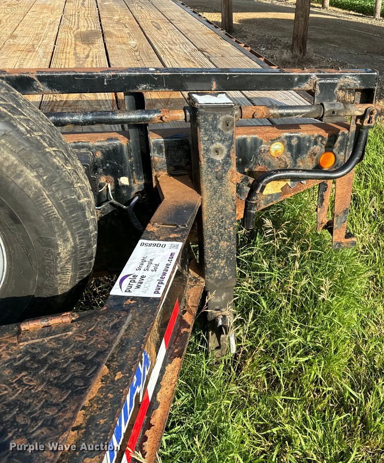 image for item DQ6850 2014 Load Max equipment trailer