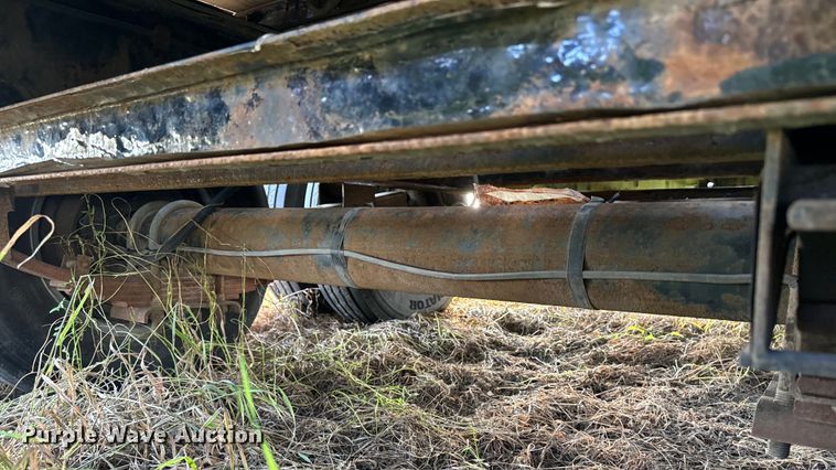 image for item DQ6850 2014 Load Max equipment trailer