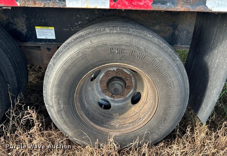 image for item DQ6850 2014 Load Max equipment trailer