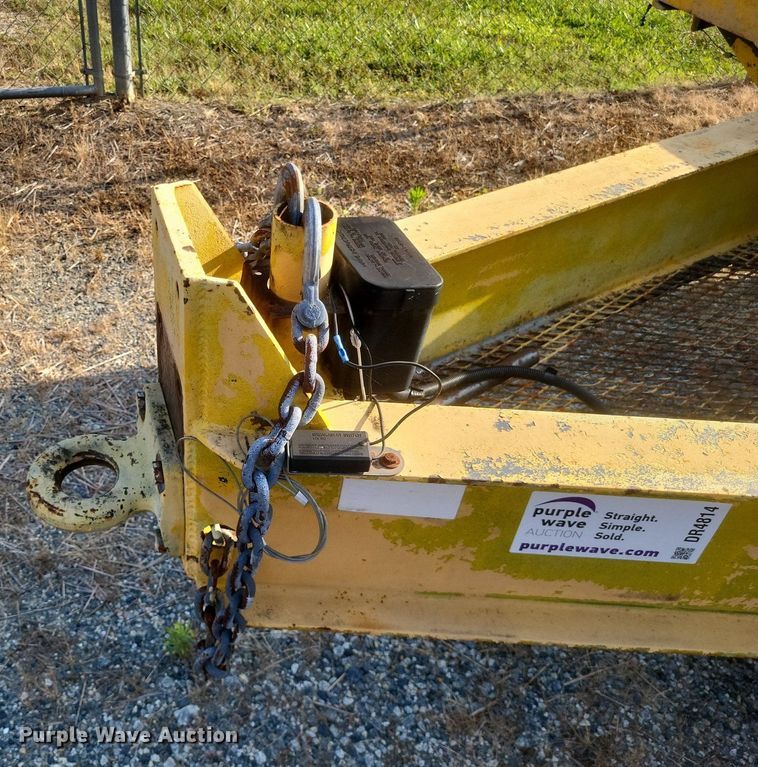 image for item DR4814 1997 Currahee 1569 equipment trailer