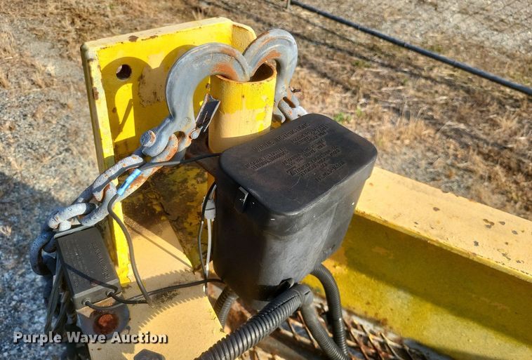 image for item DR4814 1997 Currahee 1569 equipment trailer