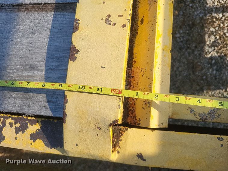 image for item DR4814 1997 Currahee 1569 equipment trailer