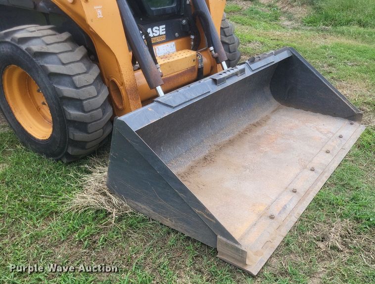 image for item DR4864 2014 Case SV250 skid steer loader