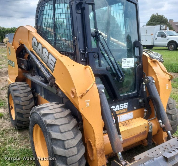 image for item DR4864 2014 Case SV250 skid steer loader