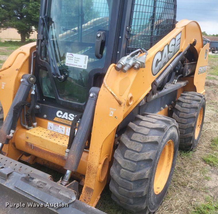 image for item DR4864 2014 Case SV250 skid steer loader