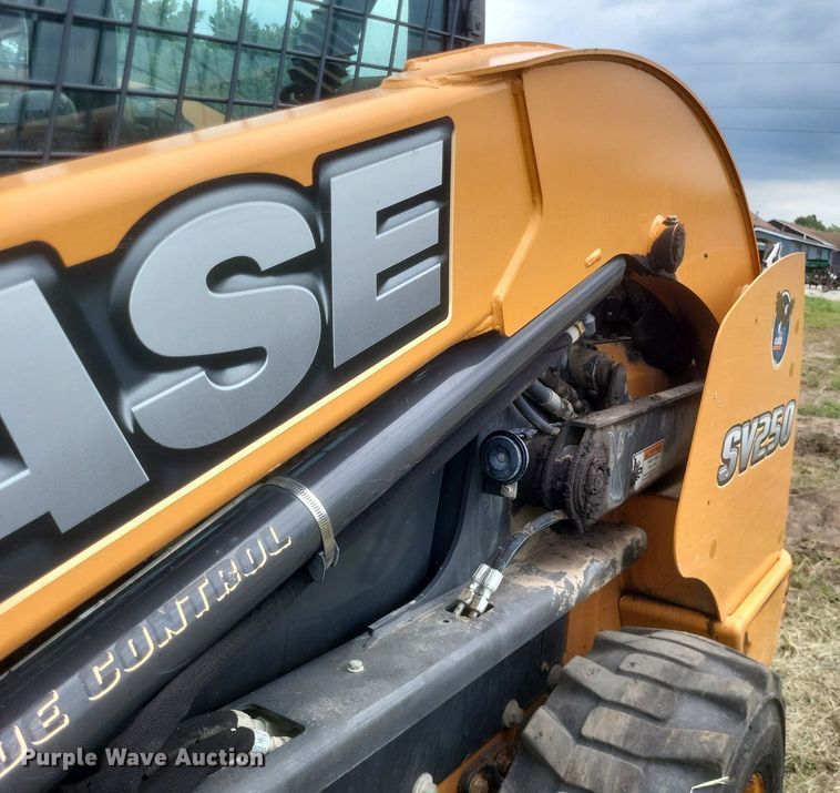image for item DR4864 2014 Case SV250 skid steer loader