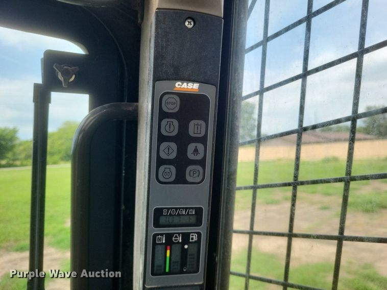 image for item DR4864 2014 Case SV250 skid steer loader