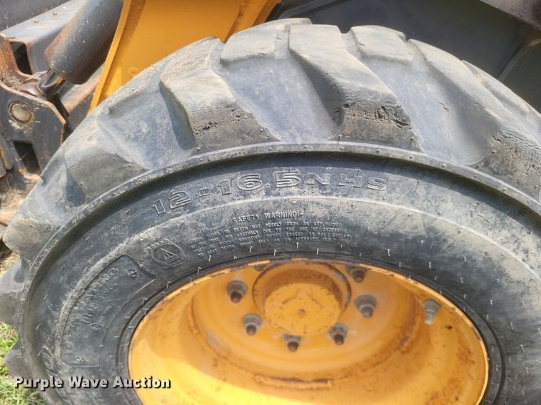 image for item DR4864 2014 Case SV250 skid steer loader