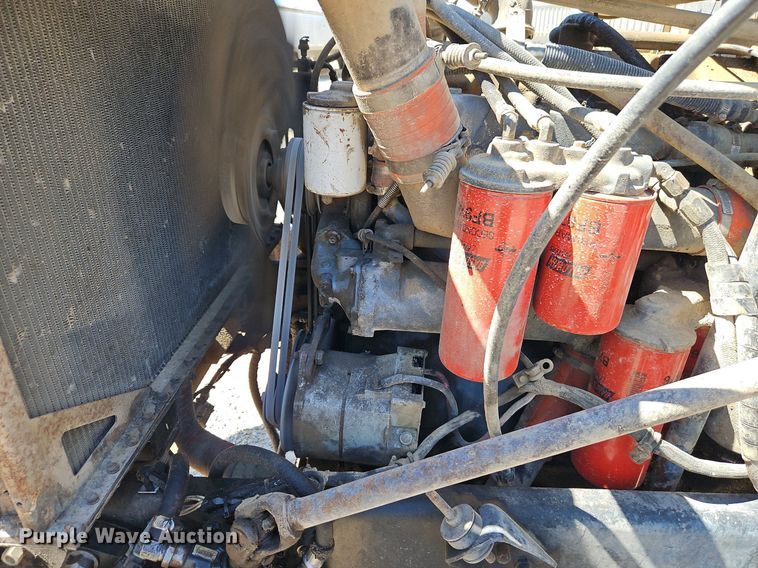 image for item DR8686 1990 Mack CH613 dump truck