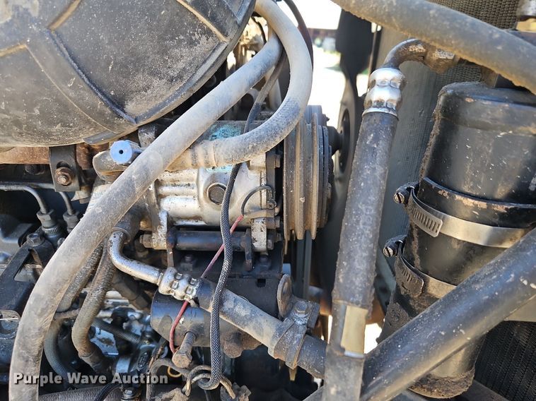 image for item DR8686 1990 Mack CH613 dump truck