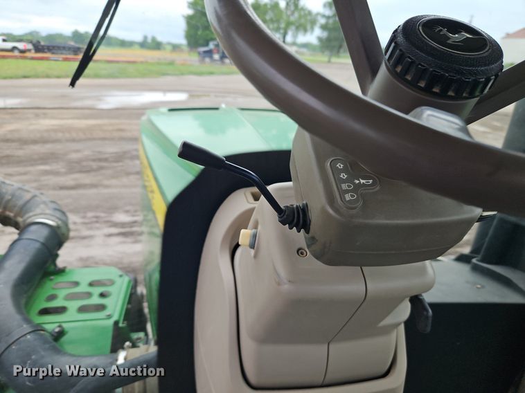 image for item DR8701 2016 John Deere 9620R 4WD tractor