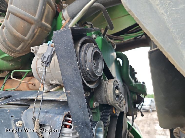 image for item DR8701 2016 John Deere 9620R 4WD tractor