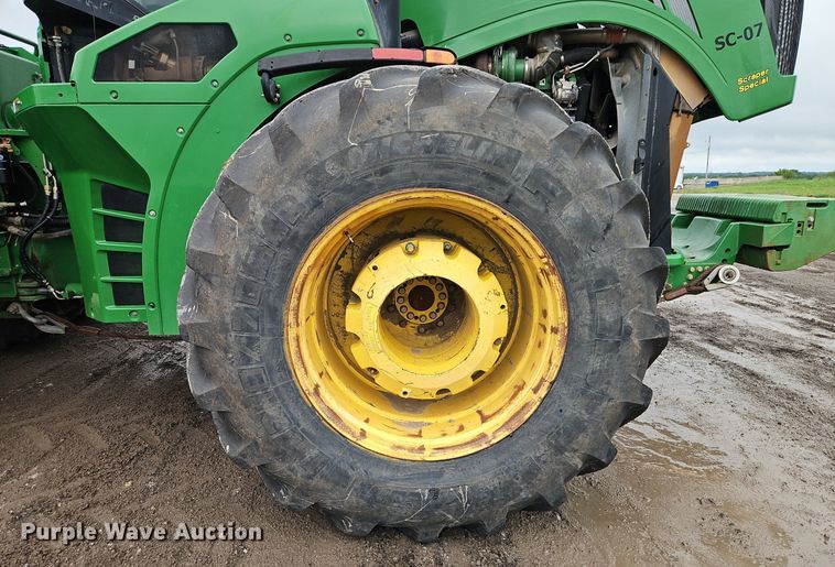 image for item DR8701 2016 John Deere 9620R 4WD tractor