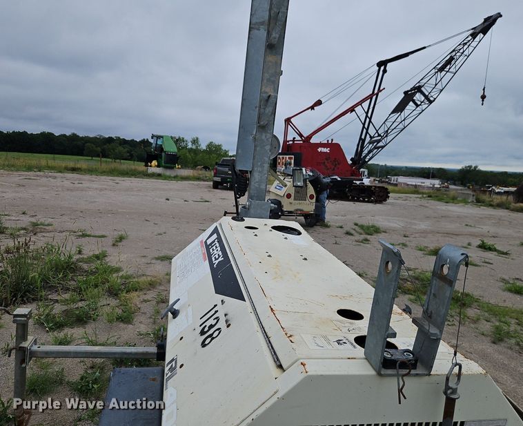 image for item DR8703 2010 Terex RL4000 light plant