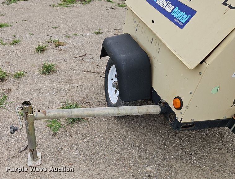 image for item DR8704 2011 Ingersoll Rand  LSC-60HZ-T4F light plant