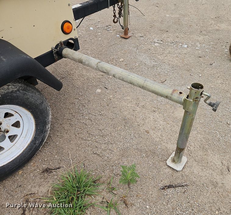 image for item DR8704 2011 Ingersoll Rand  LSC-60HZ-T4F light plant