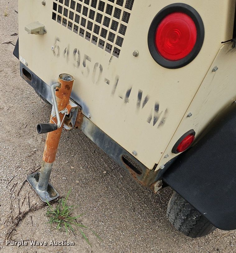 image for item DR8704 2011 Ingersoll Rand  LSC-60HZ-T4F light plant