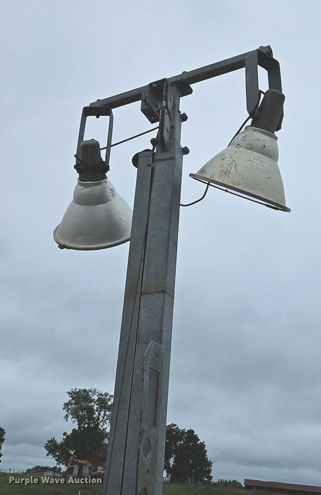 image for item DR8705 2004 Ingersoll Rand  Lightsource light plant