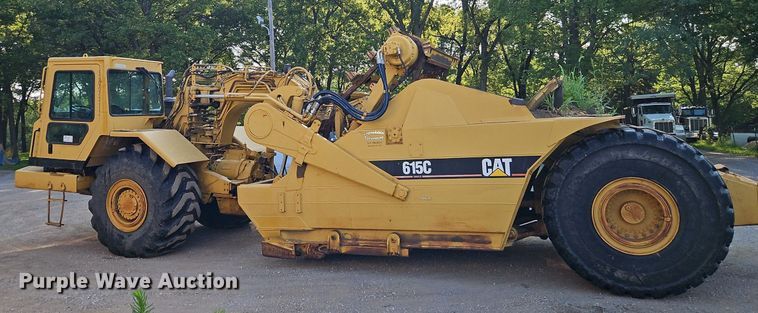 image for item DR8711 1996 Caterpillar  615C II elevating scraper