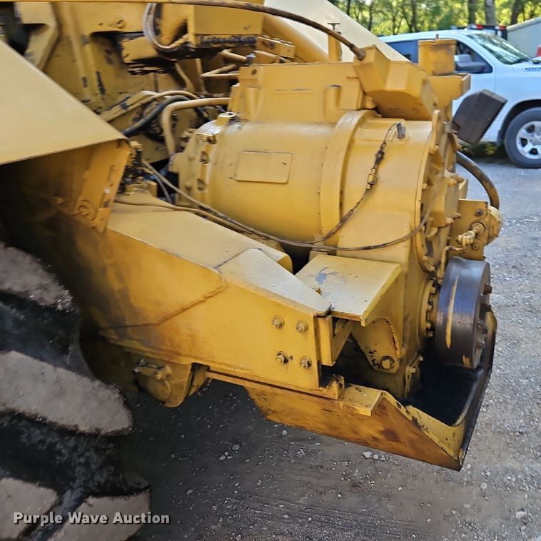 image for item DR8711 1996 Caterpillar  615C II elevating scraper