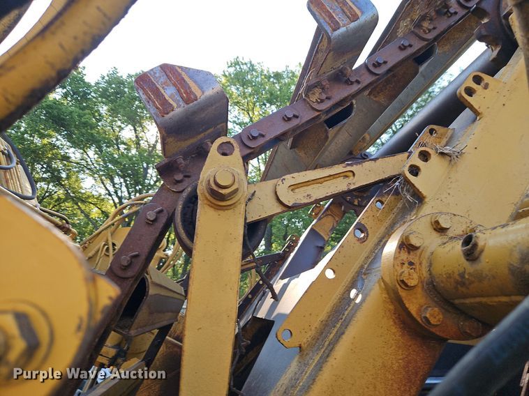 image for item DR8711 1996 Caterpillar  615C II elevating scraper