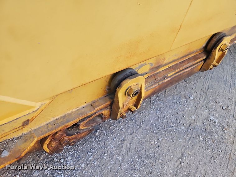 image for item DR8711 1996 Caterpillar  615C II elevating scraper