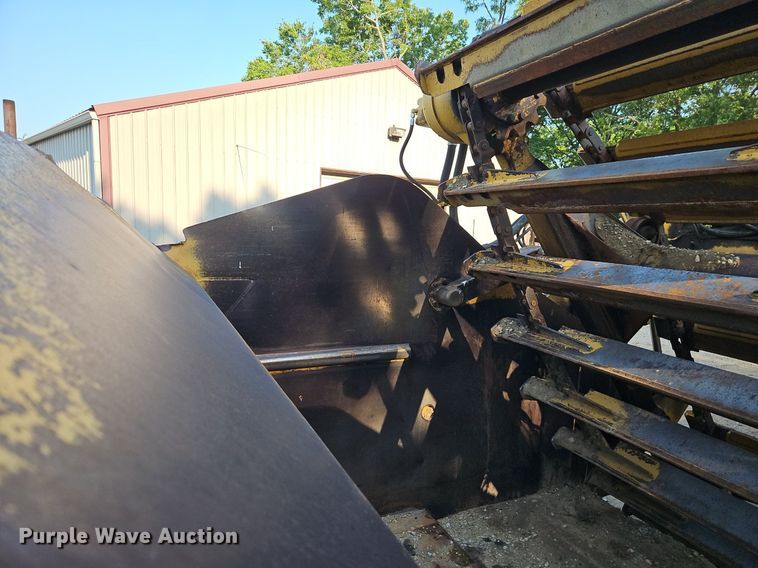 image for item DR8711 1996 Caterpillar  615C II elevating scraper