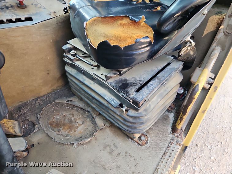 image for item DR8711 1996 Caterpillar  615C II elevating scraper