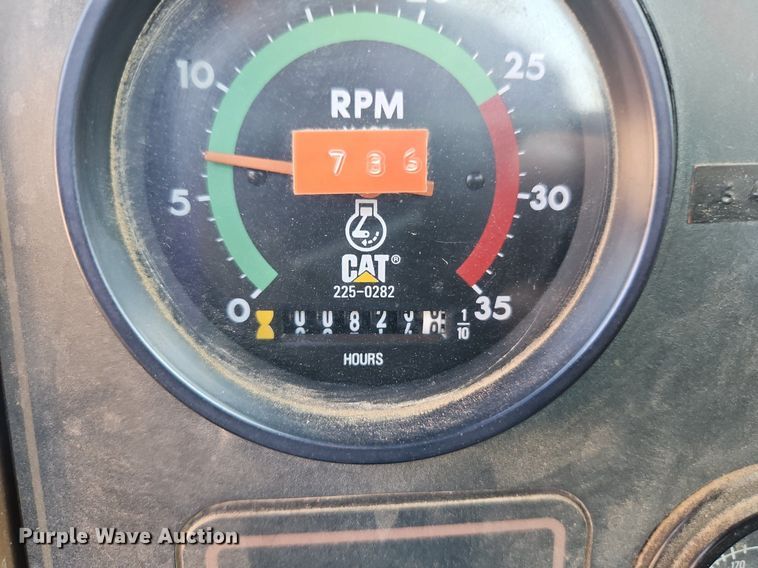 image for item DR8711 1996 Caterpillar  615C II elevating scraper