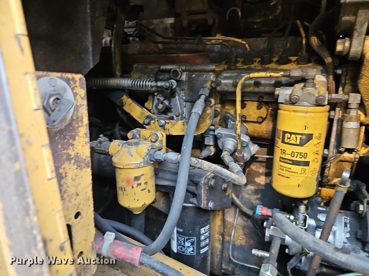 image for item DR8711 1996 Caterpillar  615C II elevating scraper