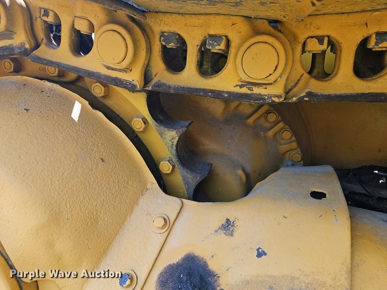 image for item DR8712 1967 Caterpillar  D7E dozer