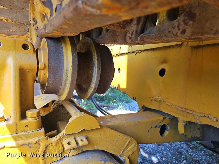 image for item DR8712 1967 Caterpillar  D7E dozer