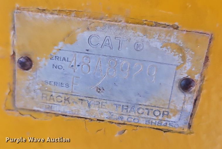 image for item DR8712 1967 Caterpillar  D7E dozer