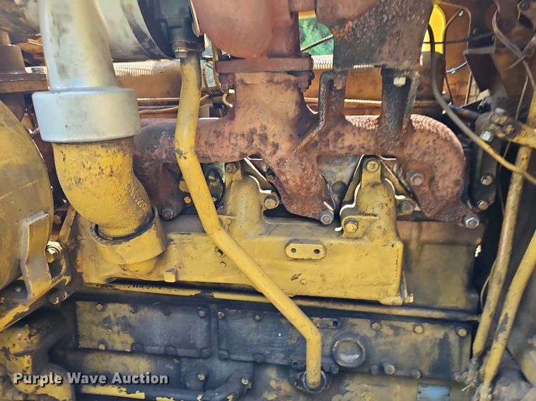 image for item DR8713 1966 Caterpillar  D7E dozer