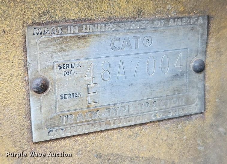 image for item DR8713 1966 Caterpillar  D7E dozer